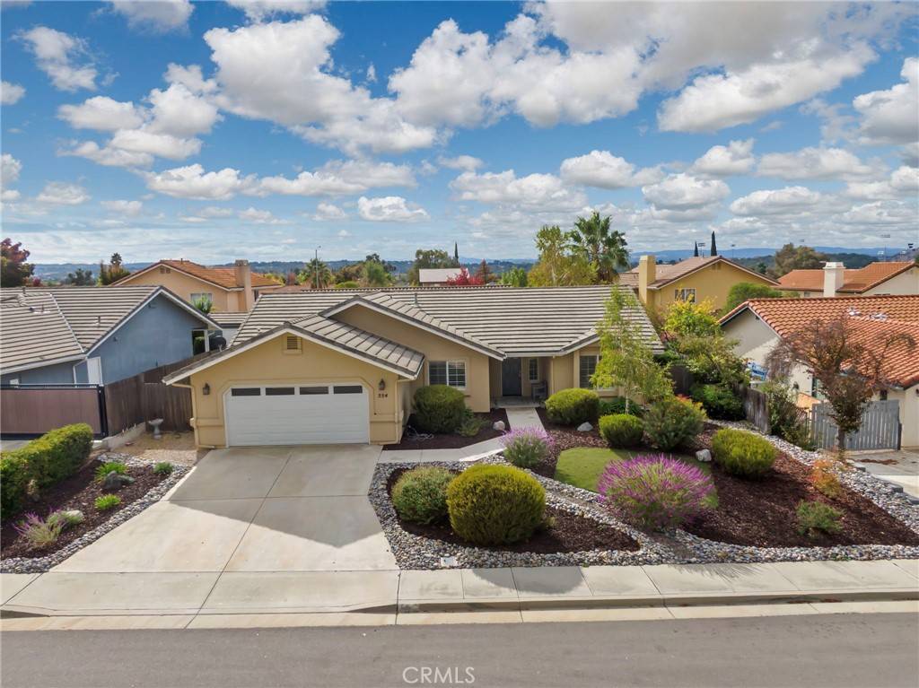 Paso Robles, CA 93446,554 Andrea CIR