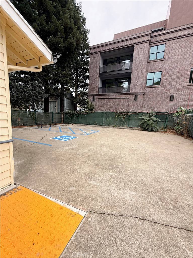 San Luis Obispo, CA 93401,570 Marsh