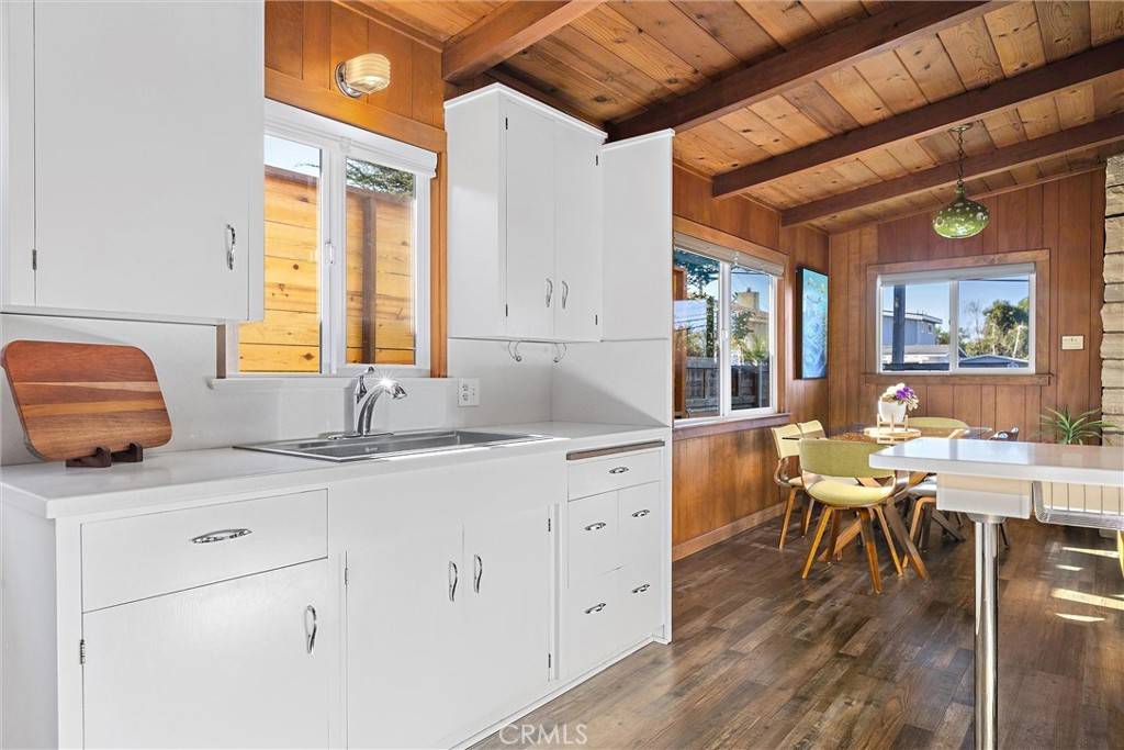 Los Osos, CA 93402,1608 11th St.