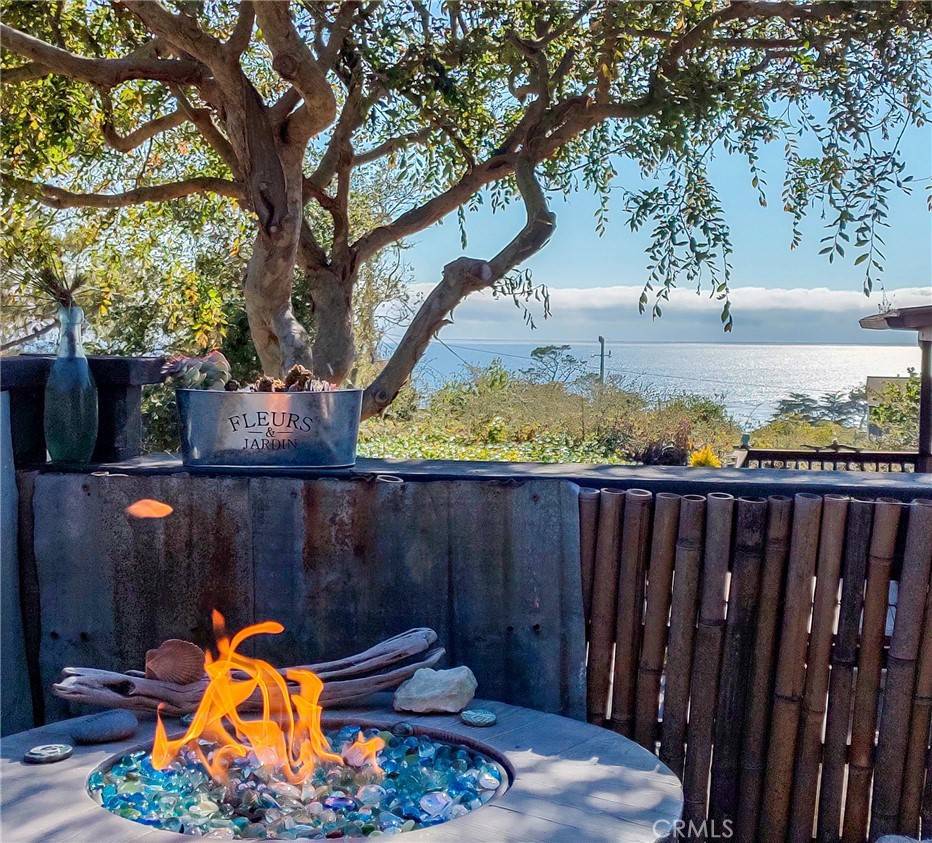 Cambria, CA 93428,631 Warwick