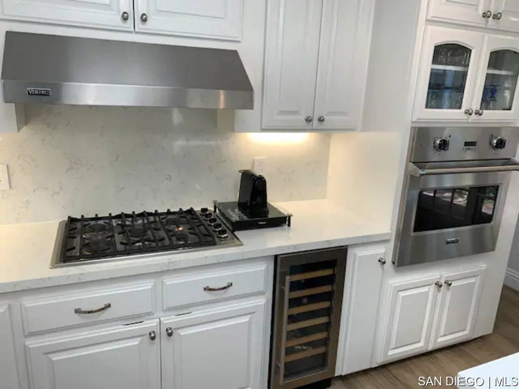 Coronado, CA 92118,170 H Ave.