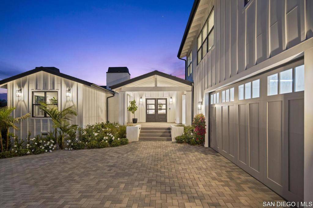 Carlsbad, CA 92008,1170 Chinquapin AVE