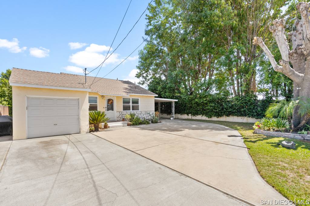 Duarte, CA 91010,619 Maydee ST