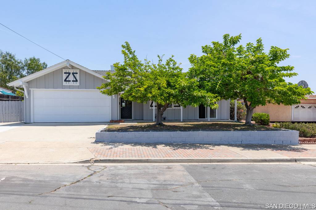La Mesa, CA 91942,5799 Amarillo AVE