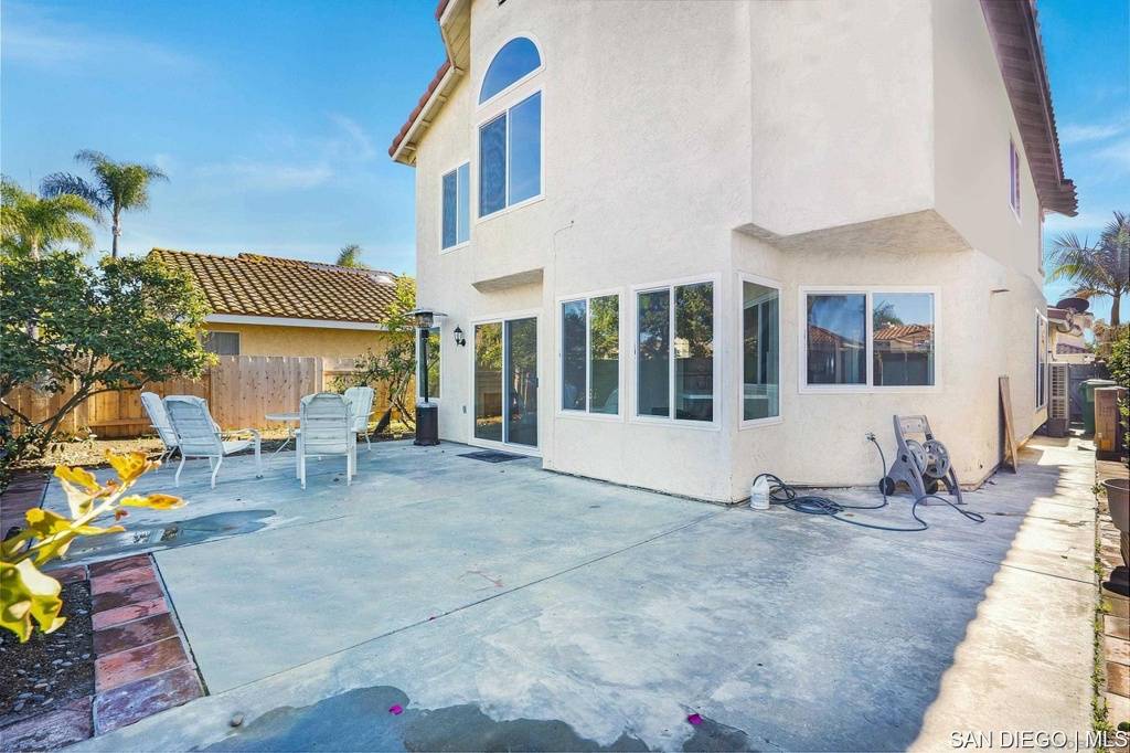 San Diego, CA 92129,8418 Hovenweep CT