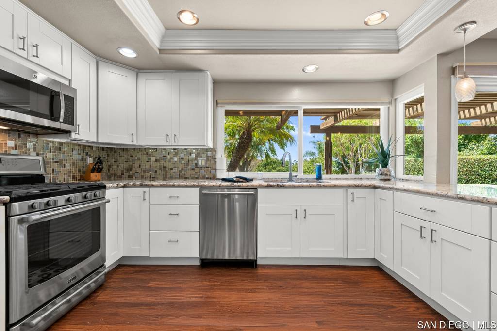 Mission Viejo, CA 92691,24231 Robledo