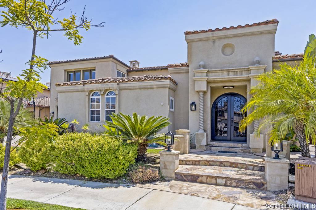 Chula Vista, CA 91915,2832 Echo Ridge CT