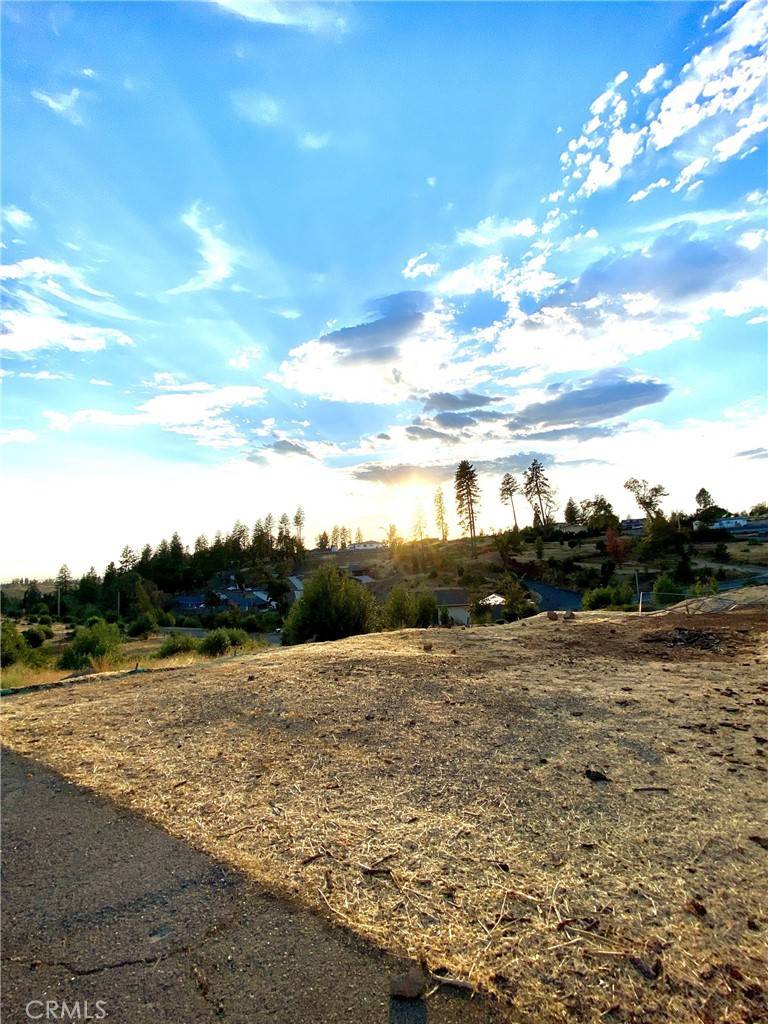Paradise, CA 95969,5935 Pine View DR