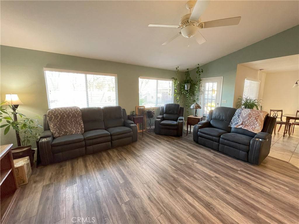 Los Molinos, CA 96055,8220 Marek RD