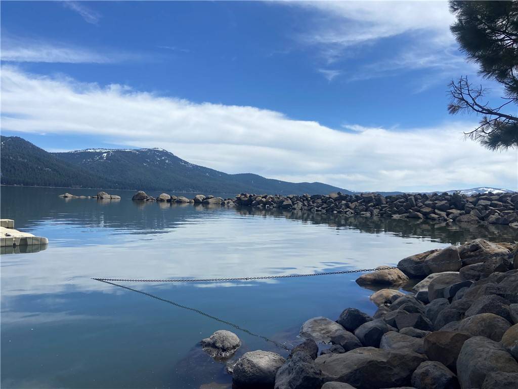 Lake Almanor, CA 96137,61 Lakeside DR