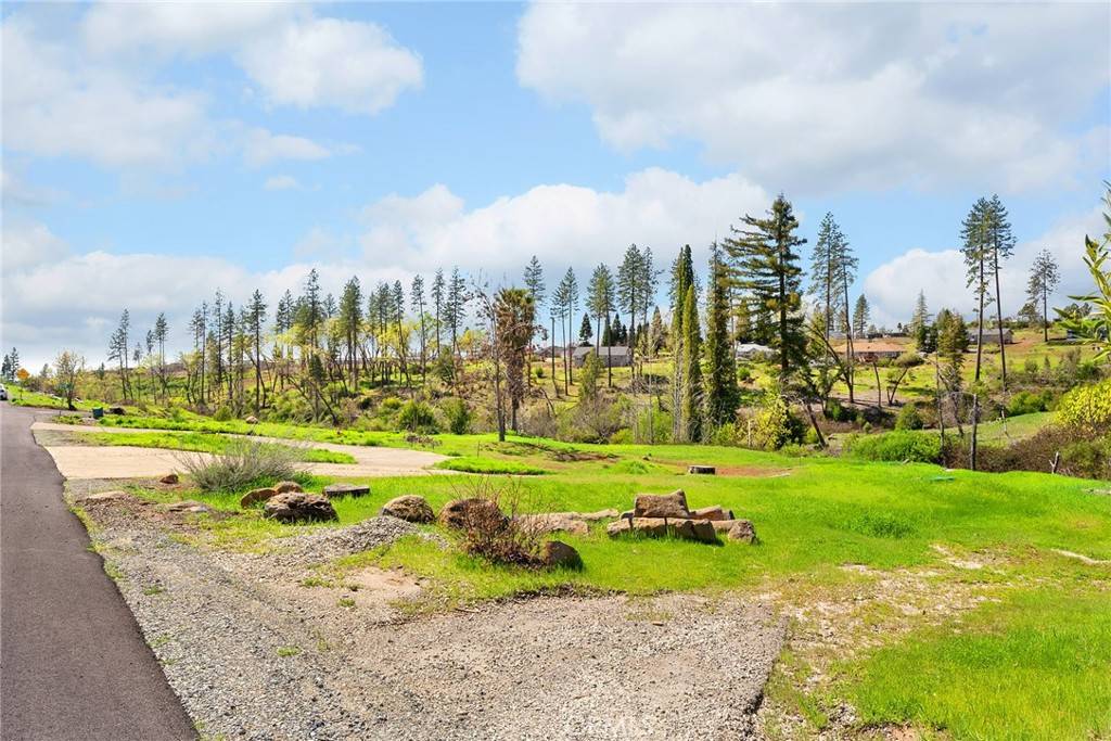Paradise, CA 95969,5635 Glen DR