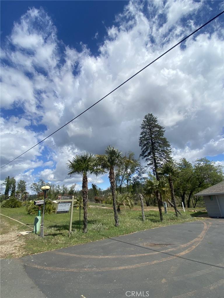 Paradise, CA 95969,5568 Hilltop DR