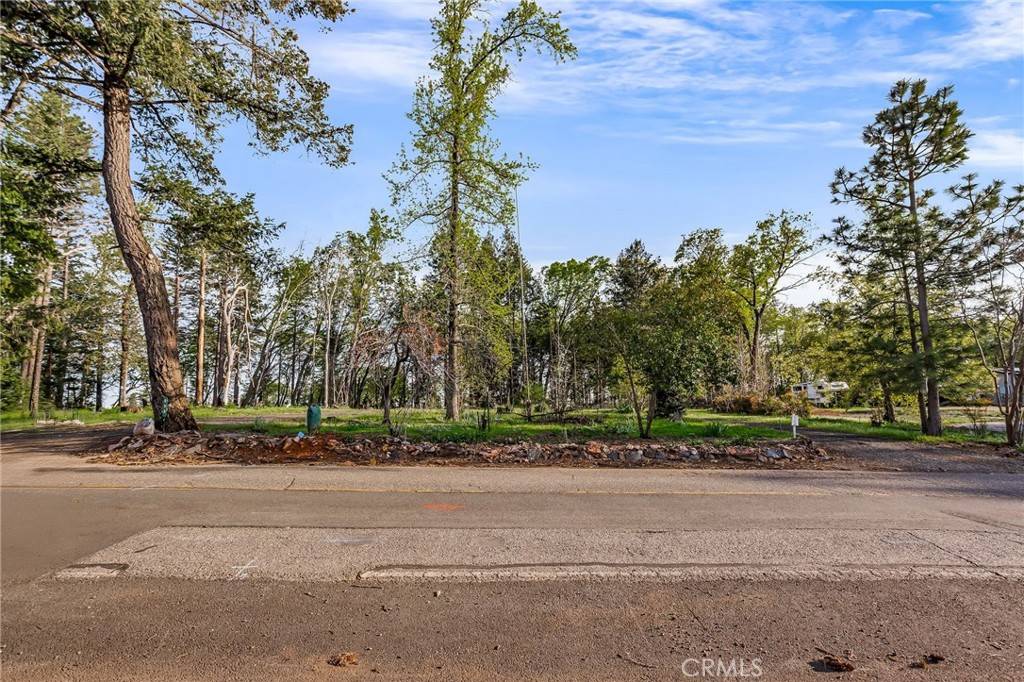 Paradise, CA 95969,998 Wagstaff RD