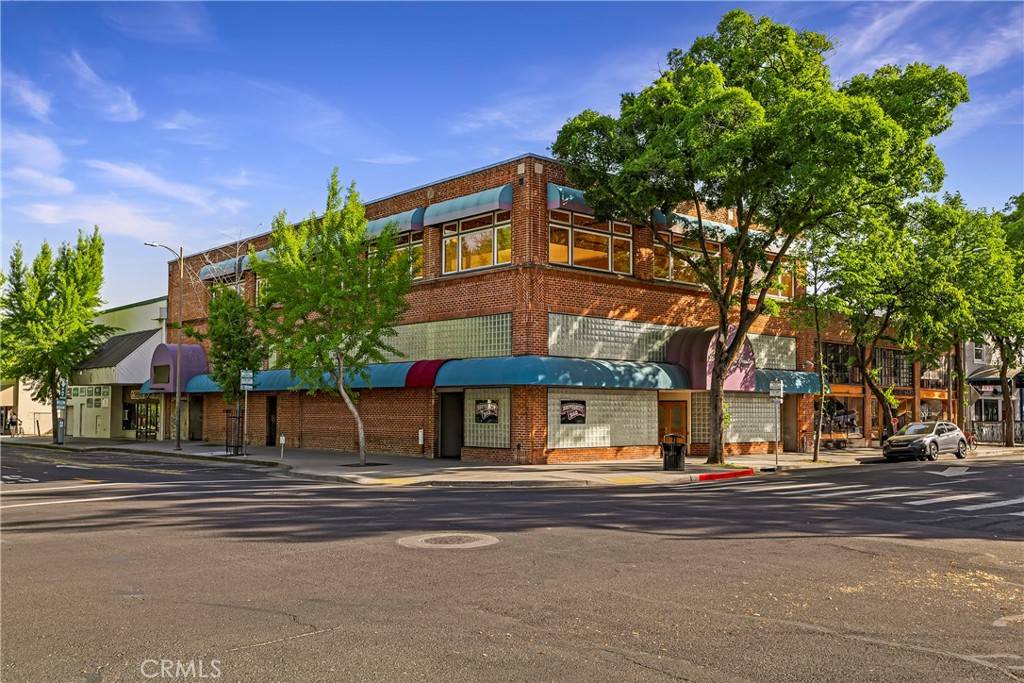 Chico, CA 95928,200 Wall ST