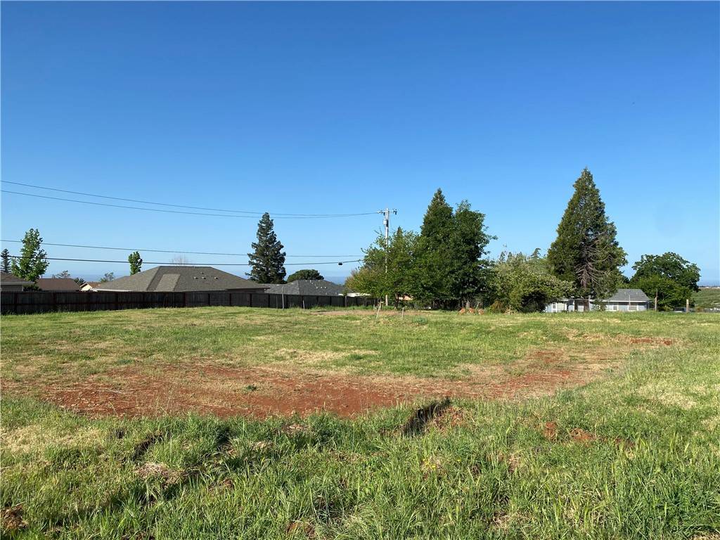 Paradise, CA 95969,72 Seaman LN