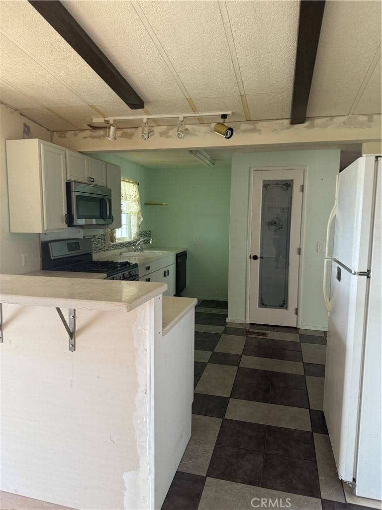 Oroville, CA 95966,5115 Royal Oaks DR