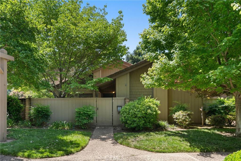 Chico, CA 95926,19 Pebblewood Pines DR