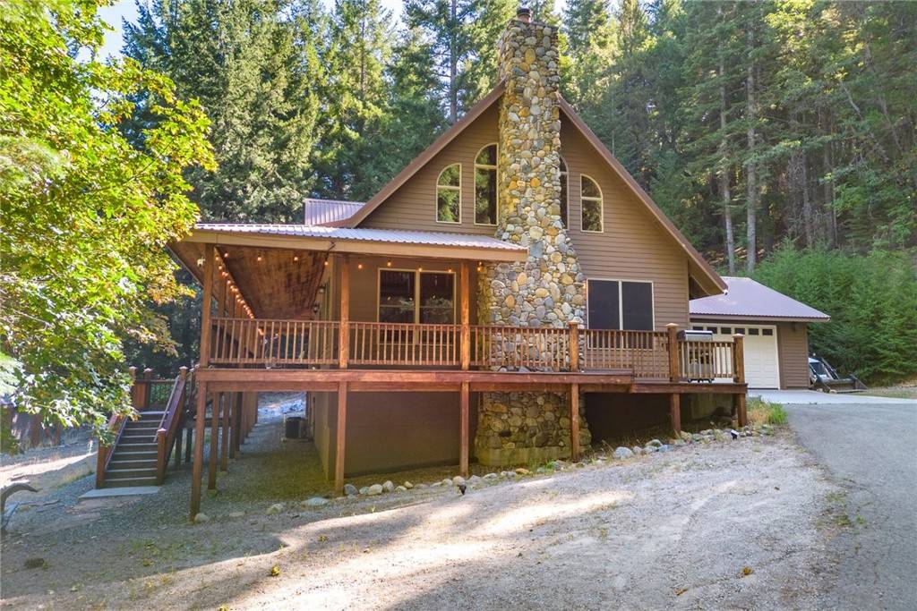 Weed, CA 96094,1900 Maple DR