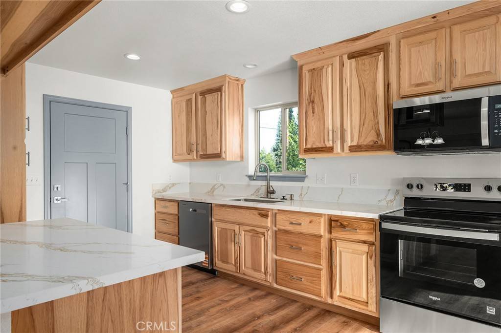 Paradise, CA 95969,8412 Montna DR