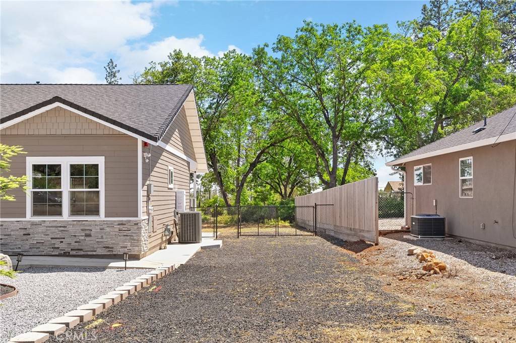 Paradise, CA 95969,1906 Crandall WAY