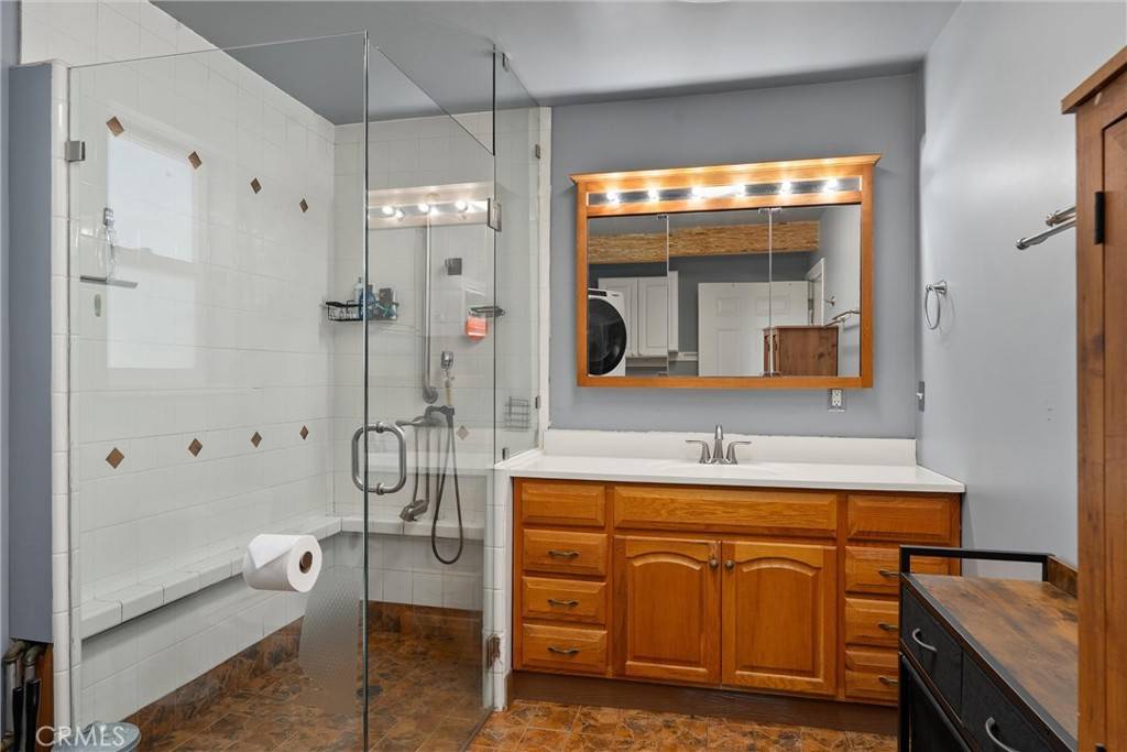 Paradise, CA 95969,1690 Connell LN