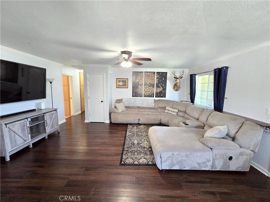Orland, CA 95963,274 Gable DR