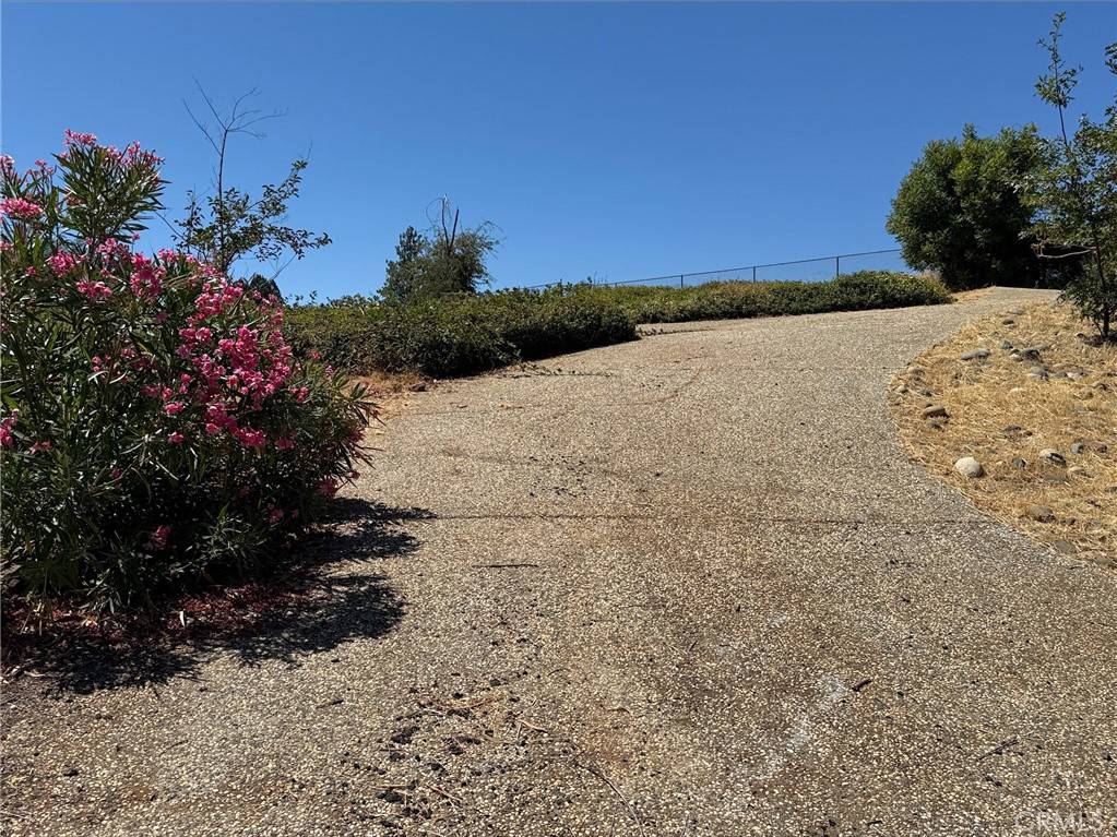 Paradise, CA 95969,5825 Golden Oaks RD