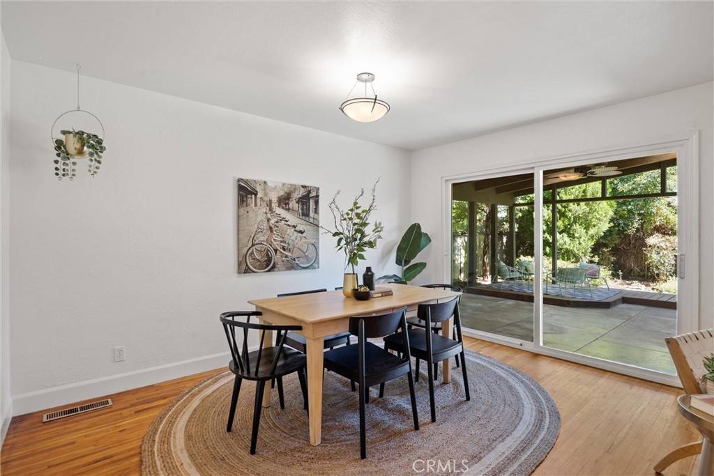 Chico, CA 95926,486 Redwood WAY