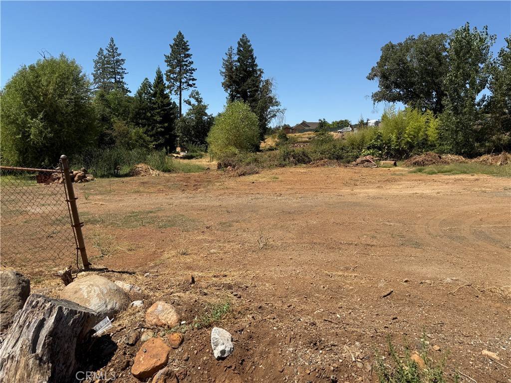 Paradise, CA 95969,5493 Foster RD