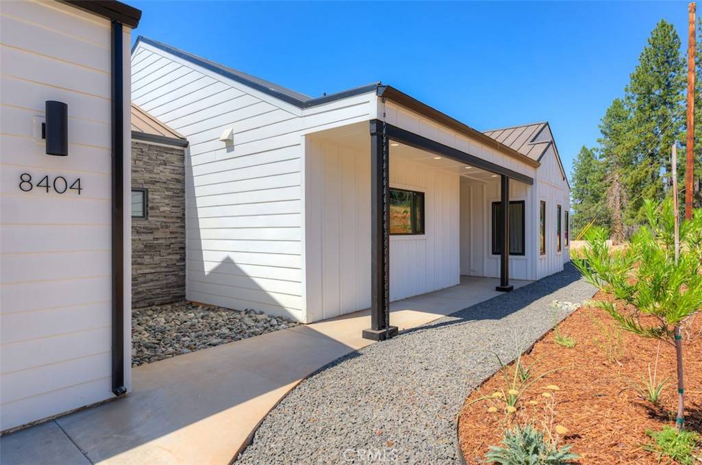 Paradise, CA 95969,8404 Montna DR