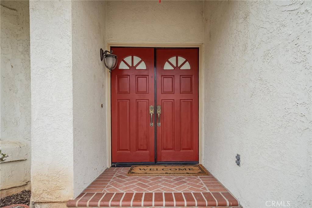 Simi Valley, CA 93065,817 Devore AVE