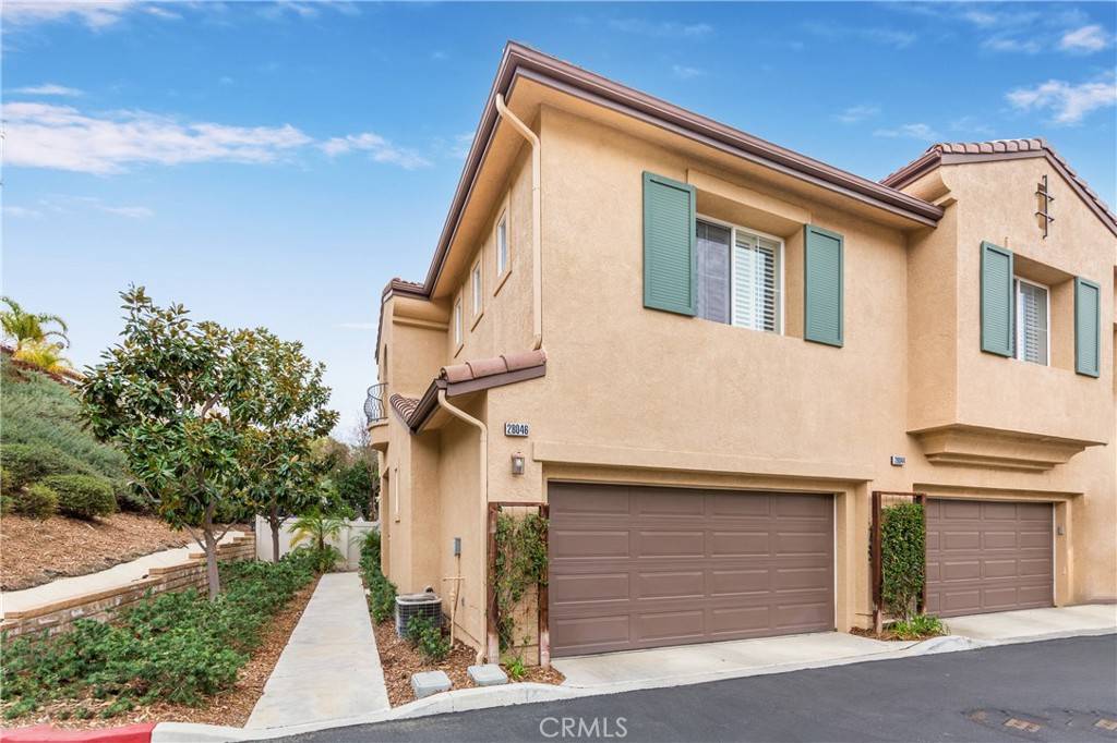 Valencia, CA 91355,28046 Serra LN