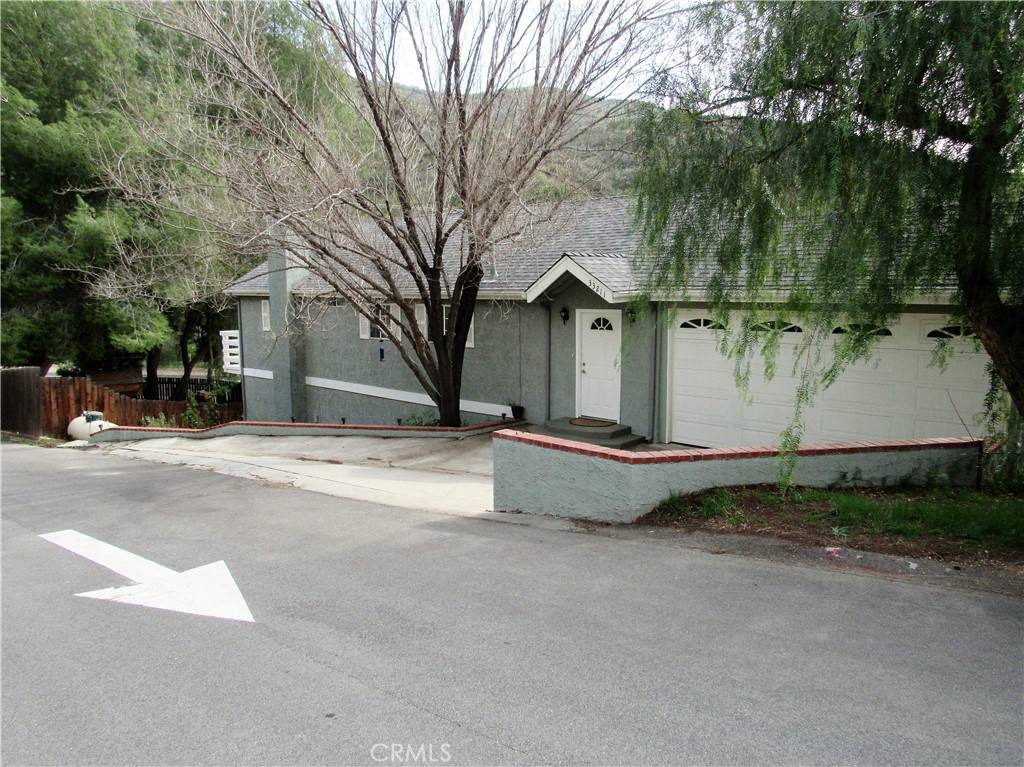 Agua Dulce, CA 91390,33211 Spring ST