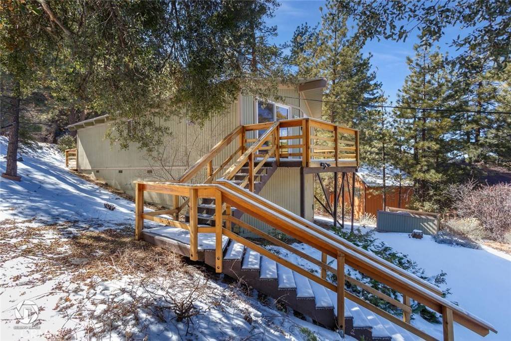 Pine Mountain Club, CA 93222,1529 Lassen WAY