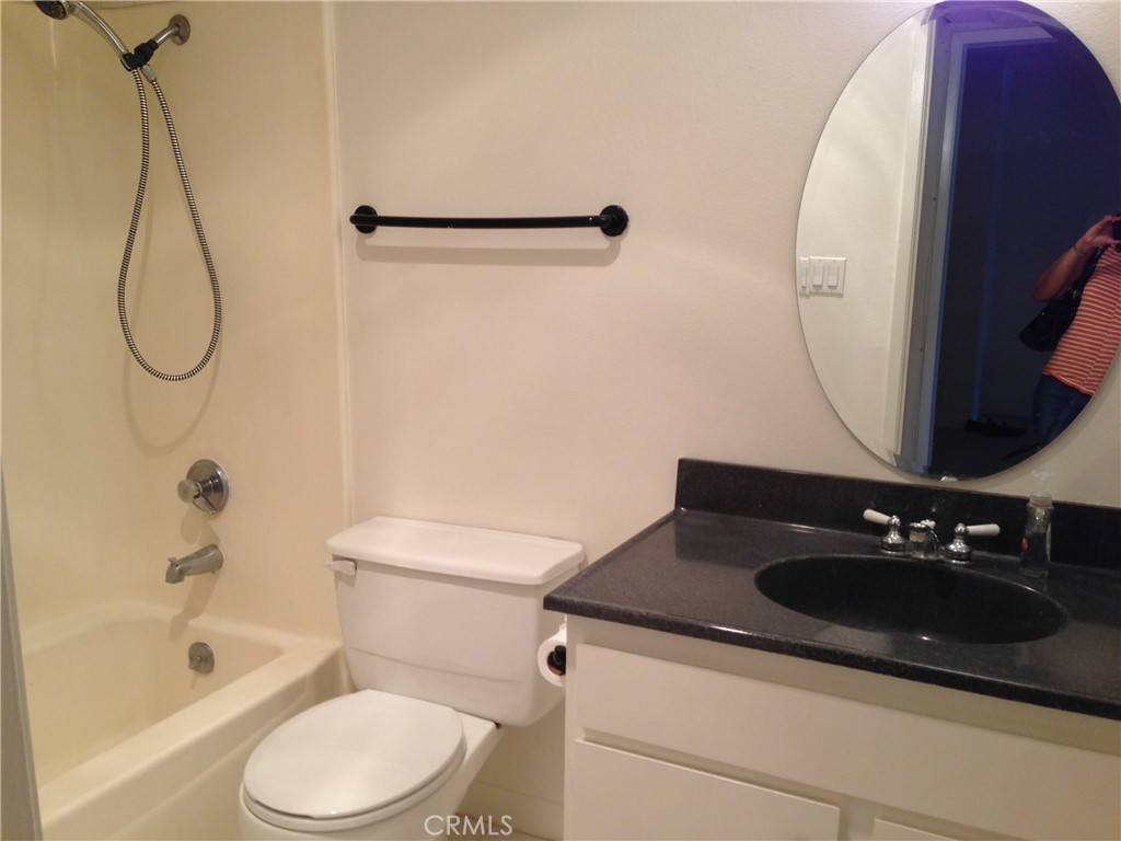 Culver City, CA 90230,8309 Summertime LN