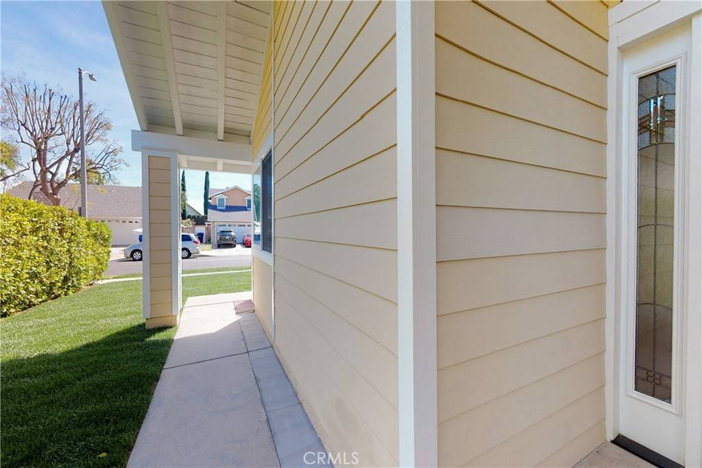 Chatsworth, CA 91311,20627 Merridy ST