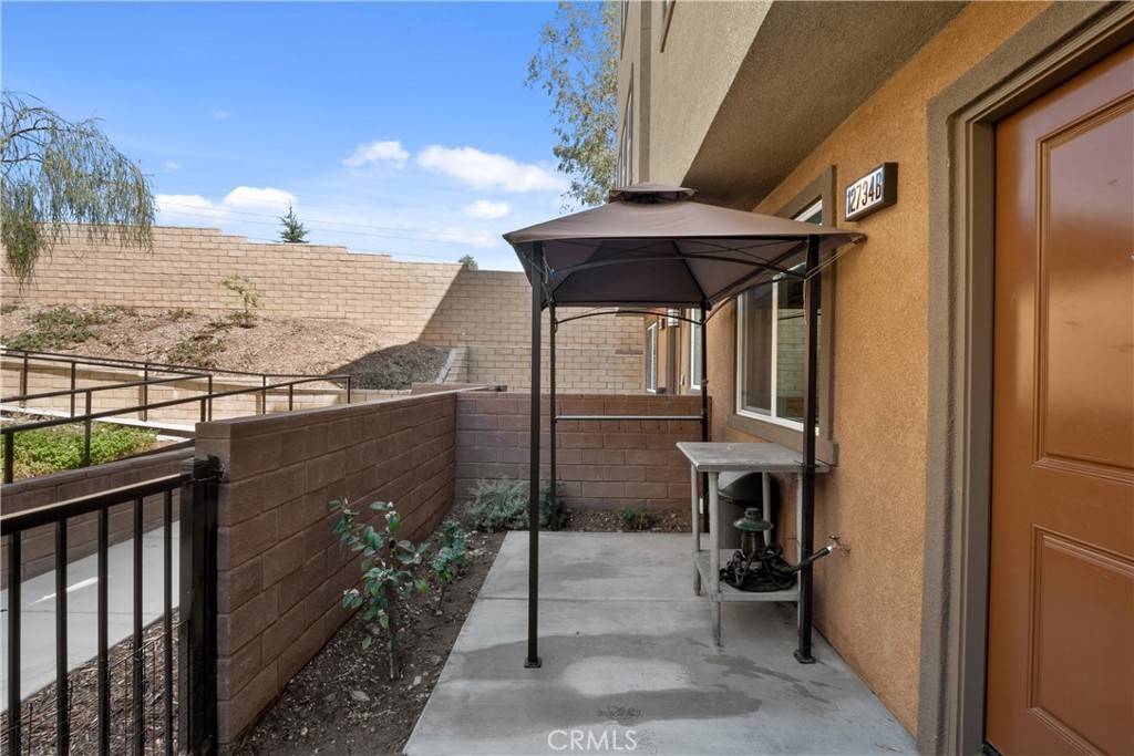 Sylmar, CA 91342,12734 N Watt LN #B
