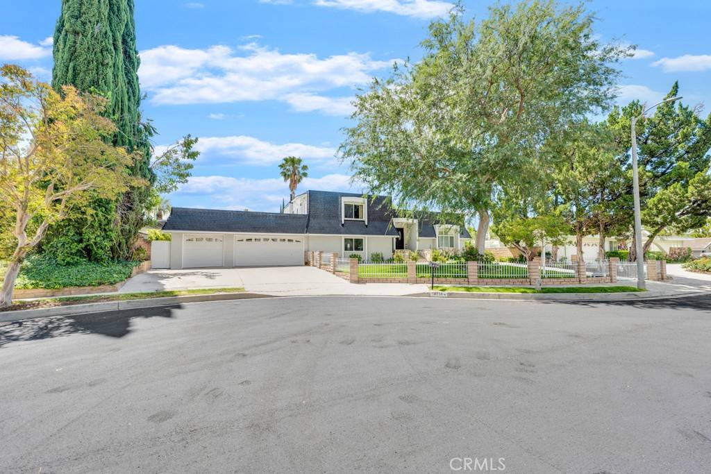 Chatsworth, CA 91311,19714 Romar ST