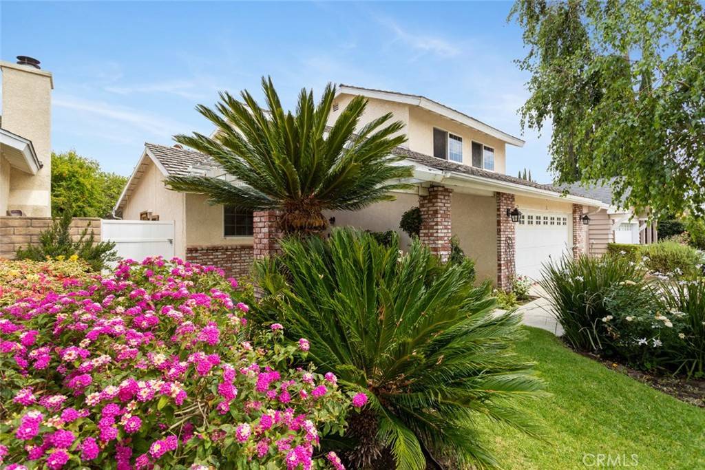 Chatsworth, CA 91311,10242 Glade AVE