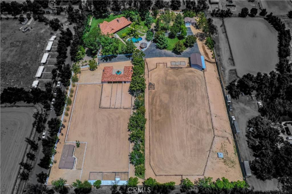 Agua Dulce, CA 91390,33150 Drill RD