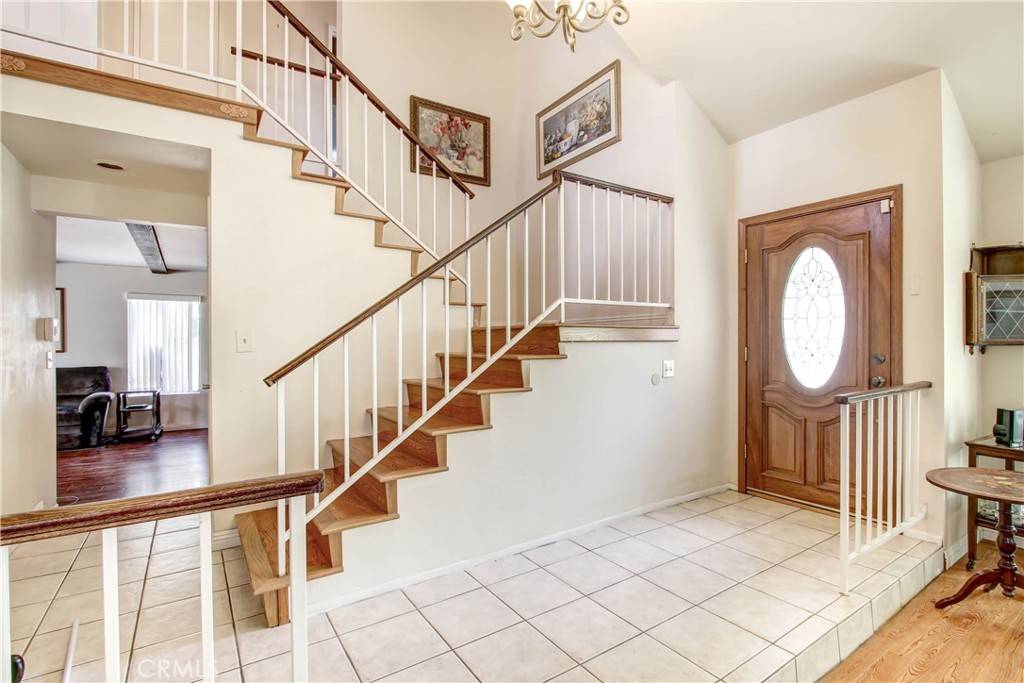 Chatsworth, CA 91311,22015 Liggett ST