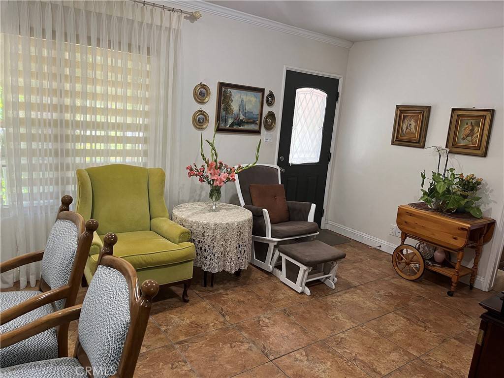 Tarzana, CA 91356,5120 Chimineas AVE