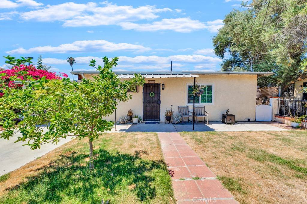 Pacoima, CA 91331,12871 Van Nuys BLVD