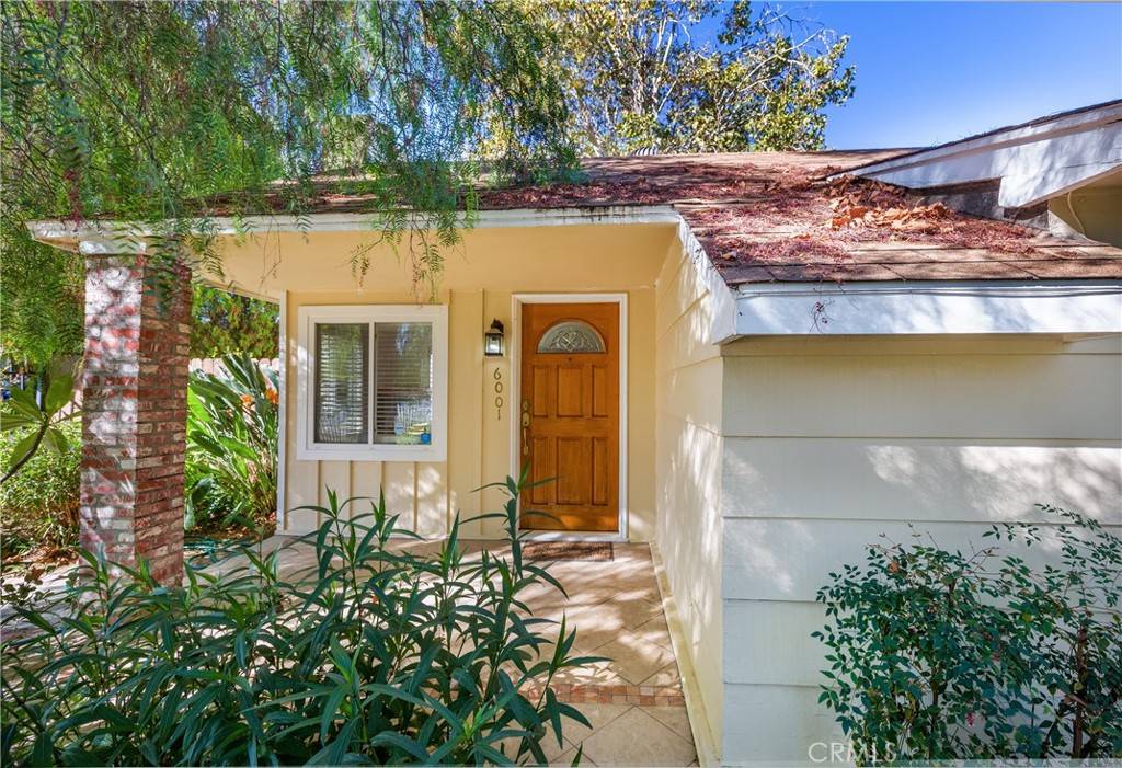 Tarzana, CA 91356,6001 Corbin AVE