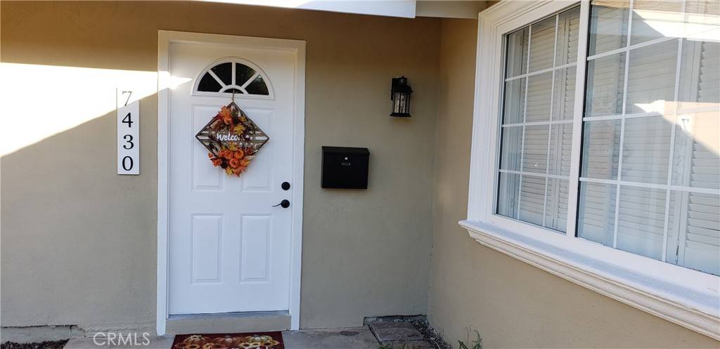 West Hills, CA 91307,7430 Woodlake AVE