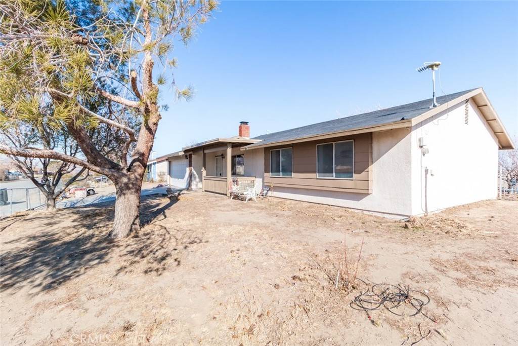 Lancaster, CA 93535,41016 179th ST E