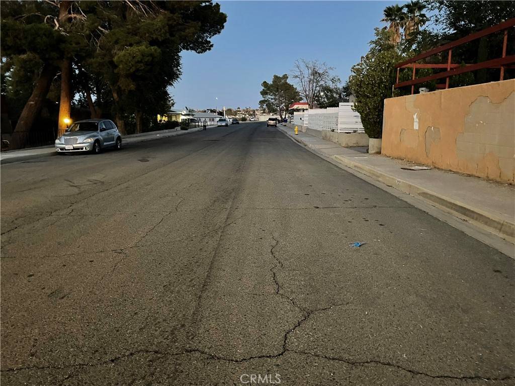 Barstow, CA 92311,226 E Fredricks ST