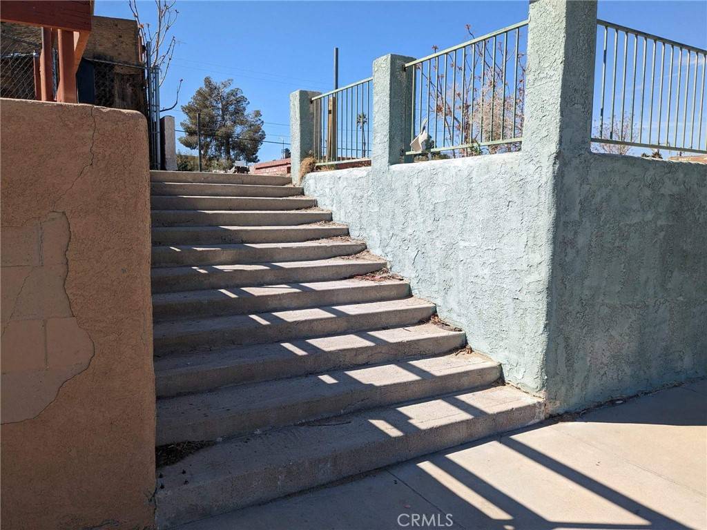 Barstow, CA 92311,226 E Fredricks ST