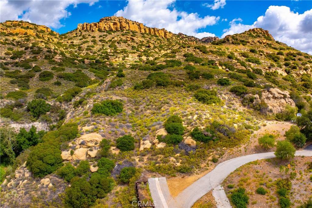 Chatsworth, CA 91311,200 AMIGO RD