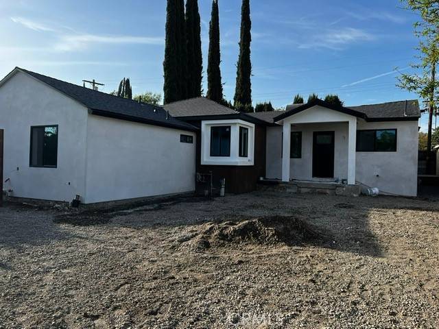 Tarzana, CA 91335,18330 Delano ST